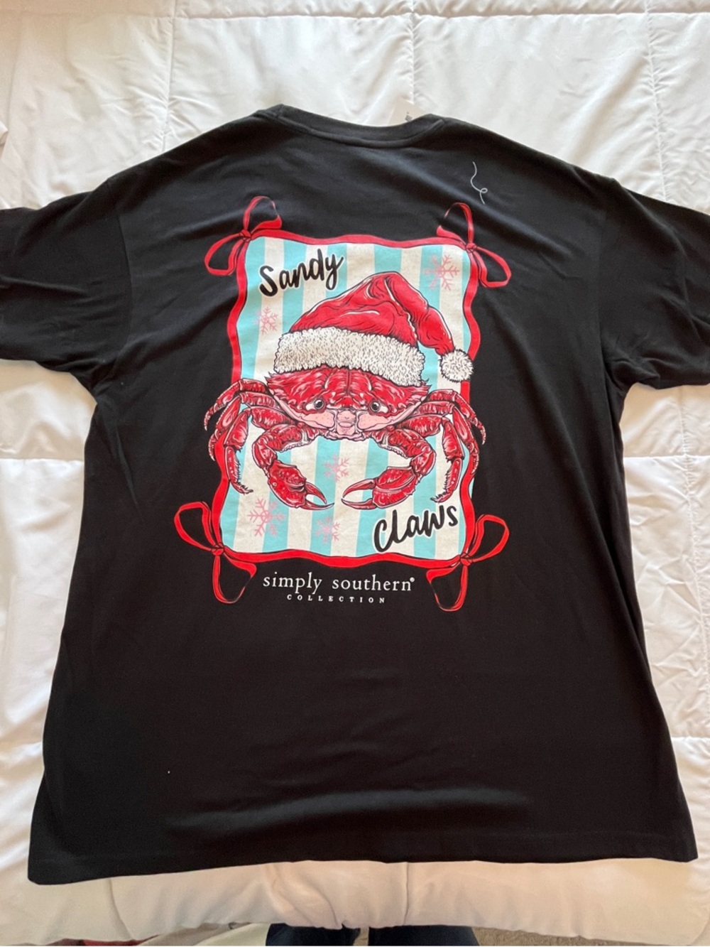 Simply Southern Black Tee with Red 'Sandy Claws' Crab. Size Large